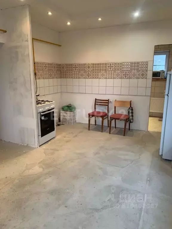 Дом в Калужская область, Малоярославецкий район, Маклино с/пос, д. ... - Фото 2