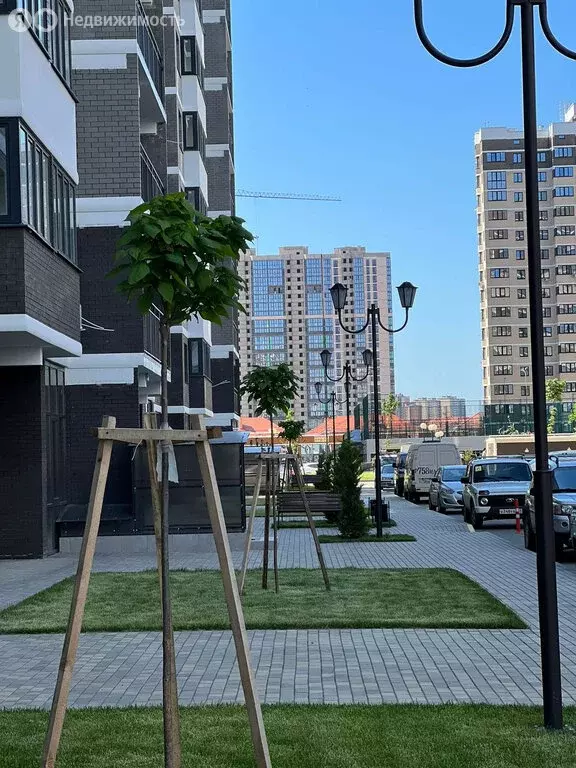 2-комнатная квартира: Краснодар, Адмиралтейский бульвар, 3к3 (61.7 м) - Фото 1