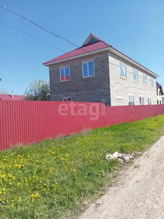 таунхаус в башкортостан, давлеканово высоковольтная ул. (122 м) - Фото 0