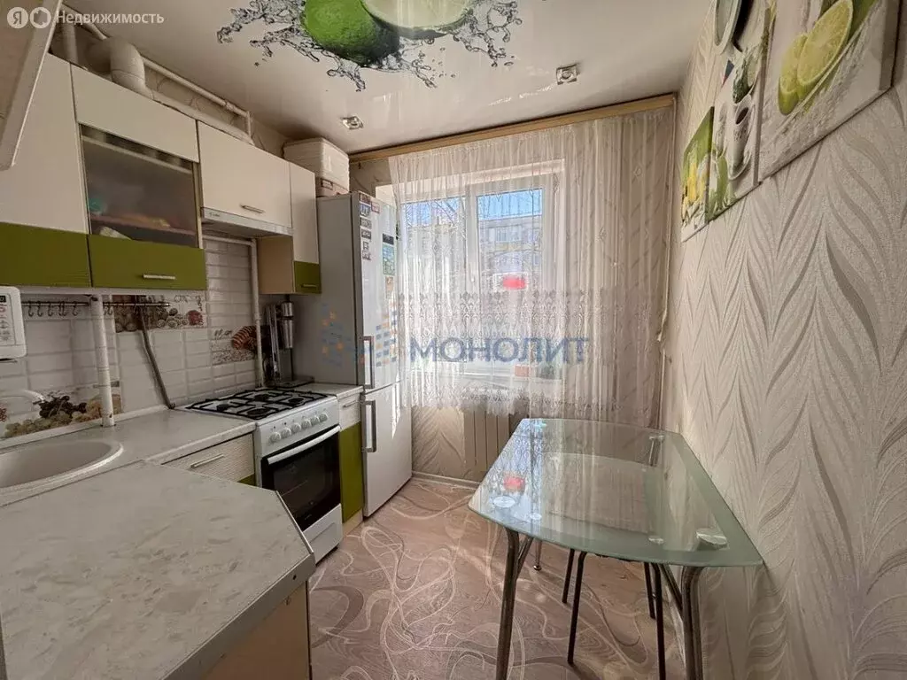 3-комнатная квартира: Нижний Новгород, жилой район Северный, улица ... - Фото 1