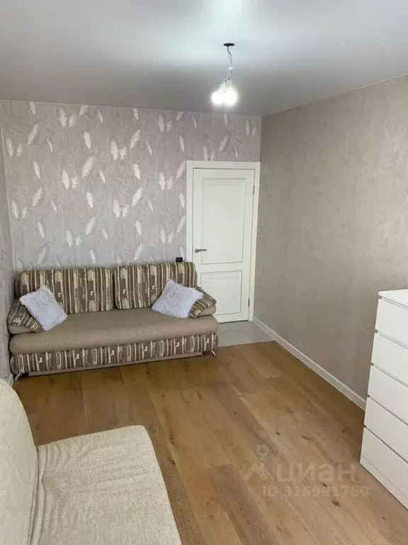 1-к кв. Башкортостан, Уфа Коммунистическая ул., 109 (40.0 м) - Фото 0