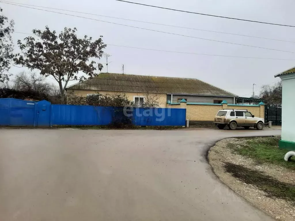 Дом в Ставропольский край, с. Арзгир ул. Нади Безрук, 6 (62 м) - Фото 0