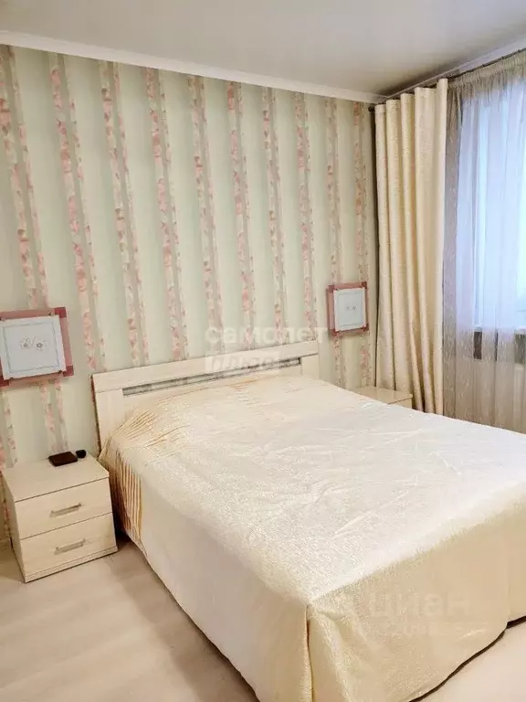 3-к кв. Ханты-Мансийский АО, Сургут ул. 30 лет Победы, 10 (91.02 м) - Фото 1