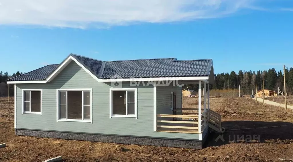 Дом в Ленинградская область, Волосовский район, Клопицкое с/пос, пос. ... - Фото 1