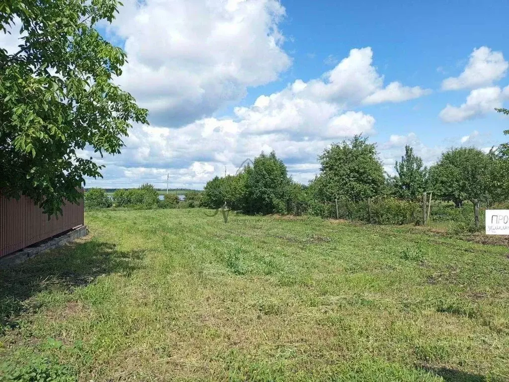Участок в Белгородская область, Старооскольский городской округ, с. ... - Фото 1