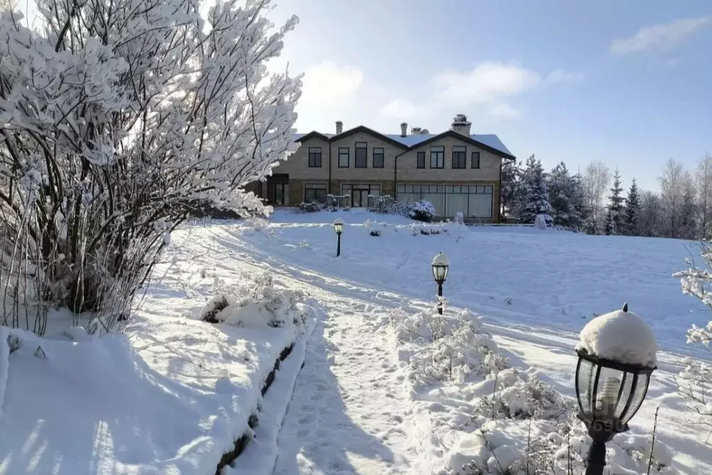 Коттедж в Новгородская область, Валдайский район, Рощинское с/пос, д. ... - Фото 1