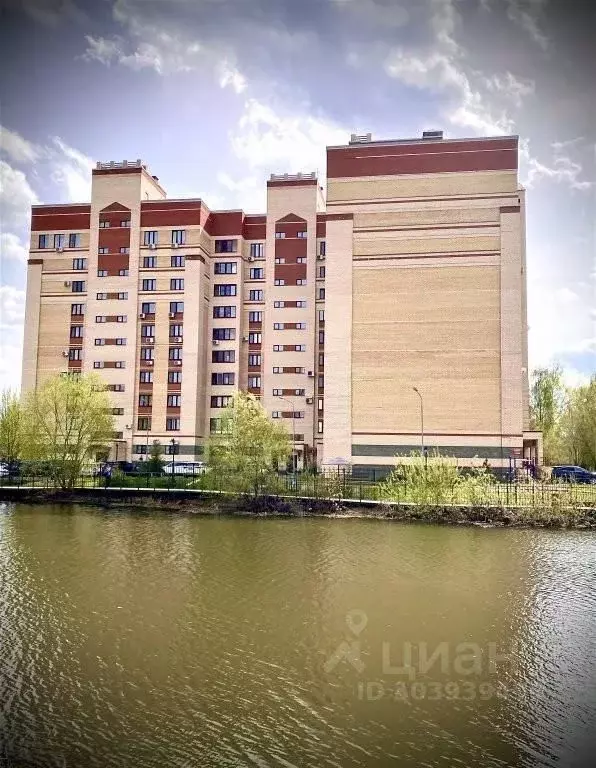 1-к кв. Татарстан, Казань ул. Бондаренко, 3Б (55.0 м) - Фото 0