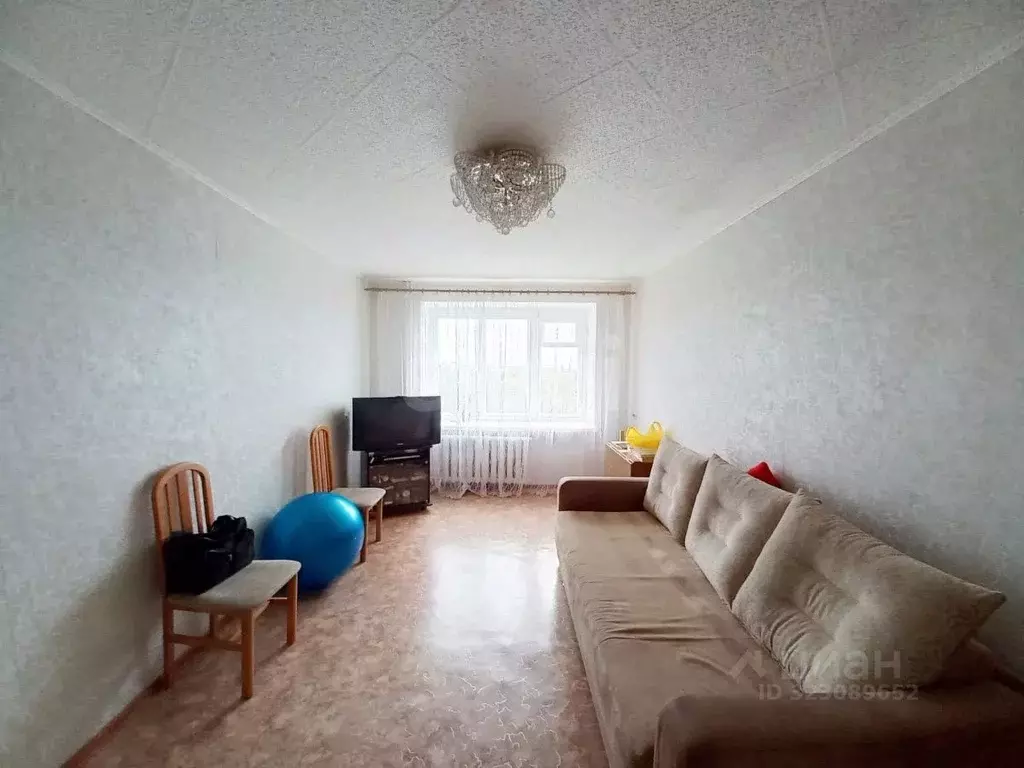 3-к кв. Башкортостан, Стерлитамак Коммунистическая ул., 24 (57.8 м) - Фото 1