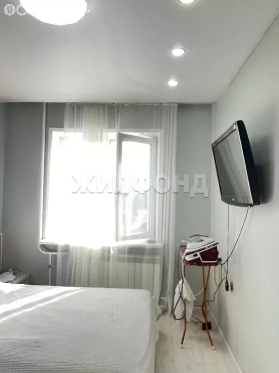 4-комнатная квартира: Кызыл, улица Калинина, 7 (74.3 м) - Фото 0