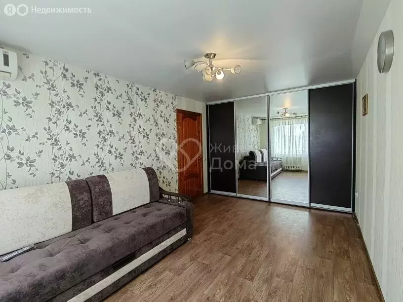 1-комнатная квартира: Волгоград, улица Таращанцев, 55 (33.3 м) - Фото 0