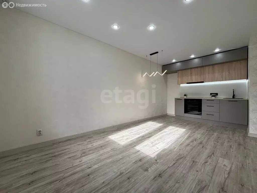 1-комнатная квартира: Медведево, посёлок городского типа Медведево, ... - Фото 2