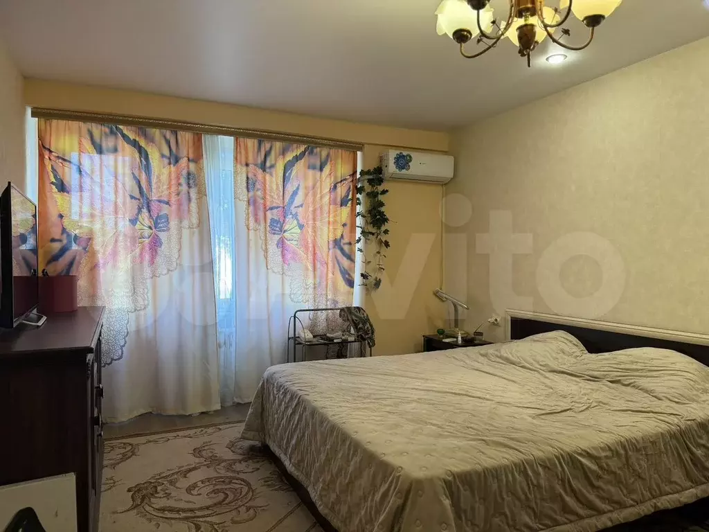 2-к. квартира, 59 м, 1/5 эт. - Фото 1
