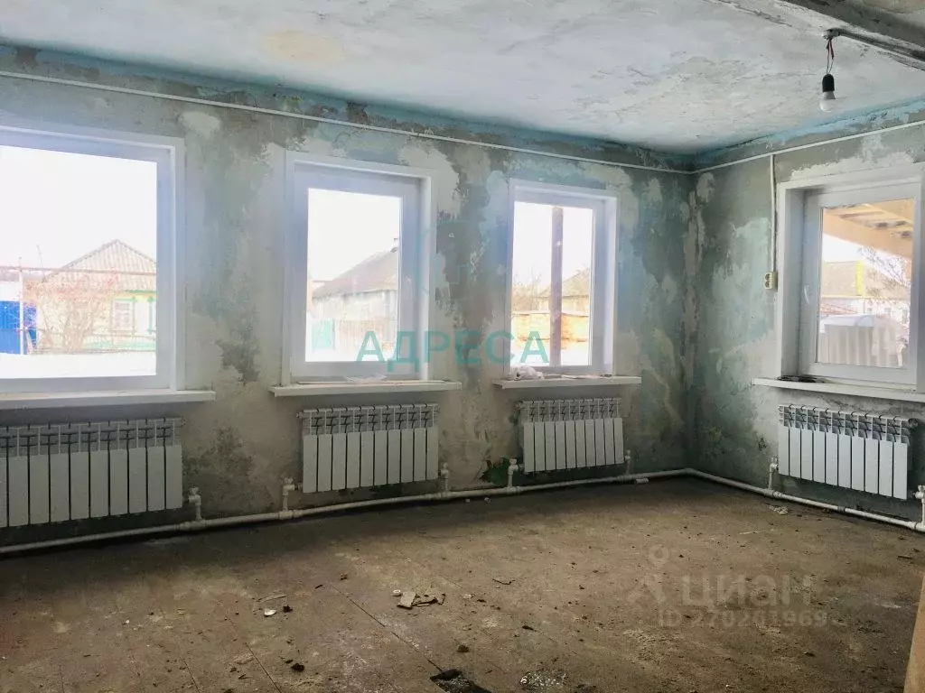 Дом в Белгородская область, Новооскольский городской округ, с. ... - Фото 2