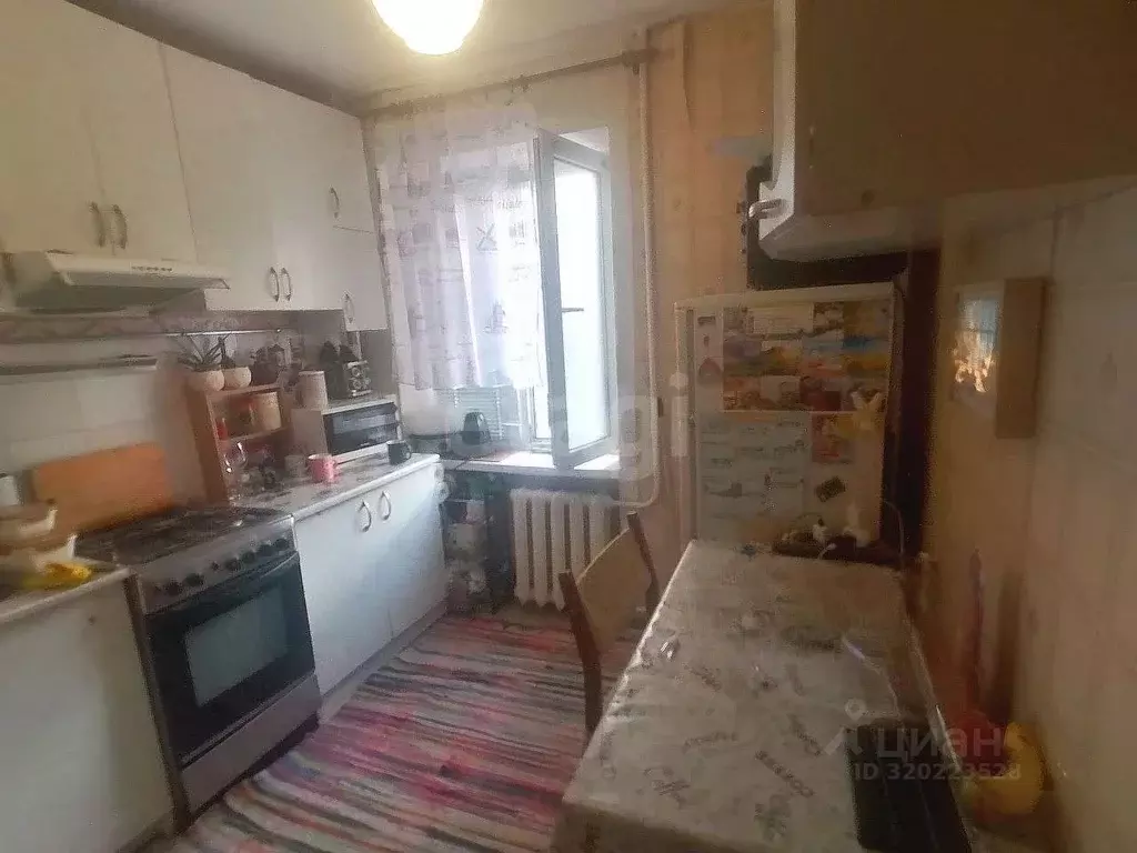 2-к кв. Крым, Алушта ул. Октябрьская (43.3 м) - Фото 0