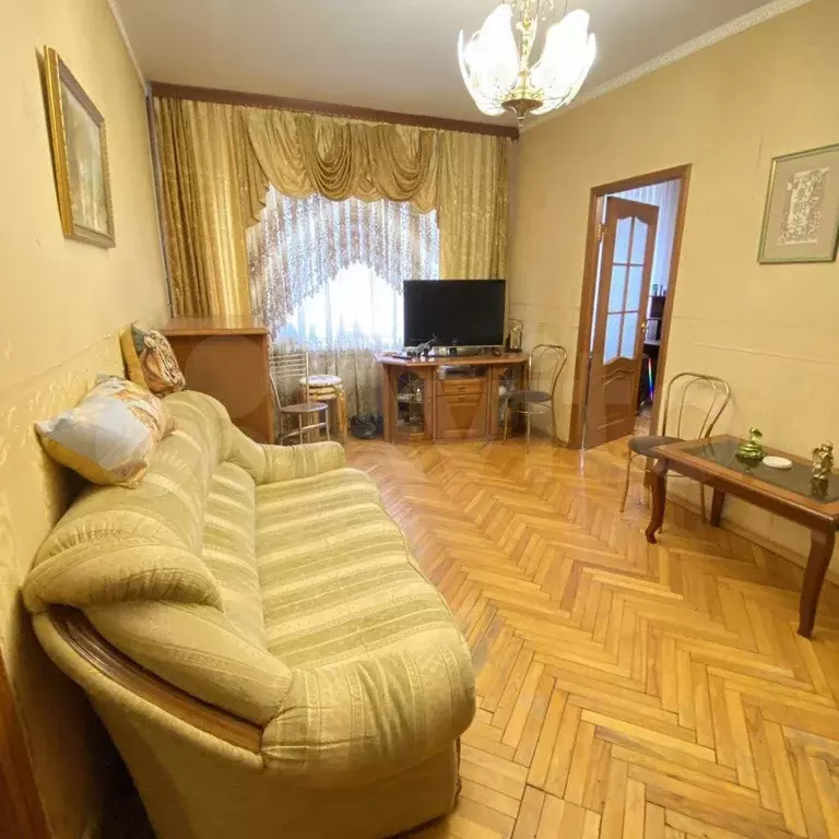 3-к. квартира, 57,4 м, 1/5 эт. - Фото 0