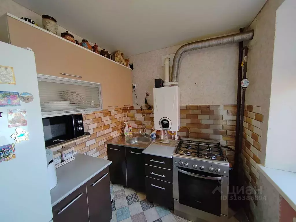 1-к кв. Оренбургская область, Бузулук ул. Фрунзе (37.1 м) - Фото 1