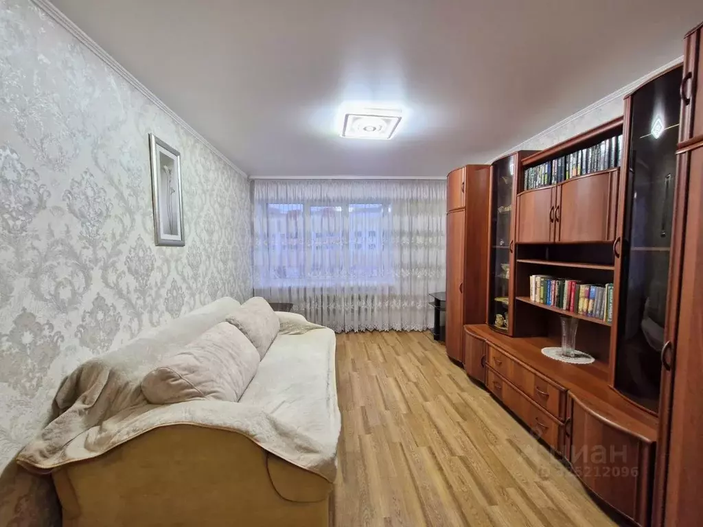 2-к кв. Пензенская область, Пенза просп. Строителей, 31 (47.1 м) - Фото 1