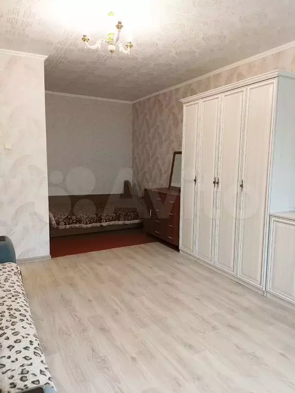 1-к. квартира, 42 м, 1/5 эт. - Фото 1