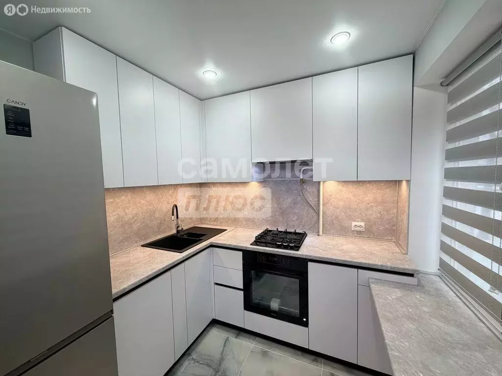 4-комнатная квартира: Липецк, улица М.И. Неделина, 28 (62 м) - Фото 1