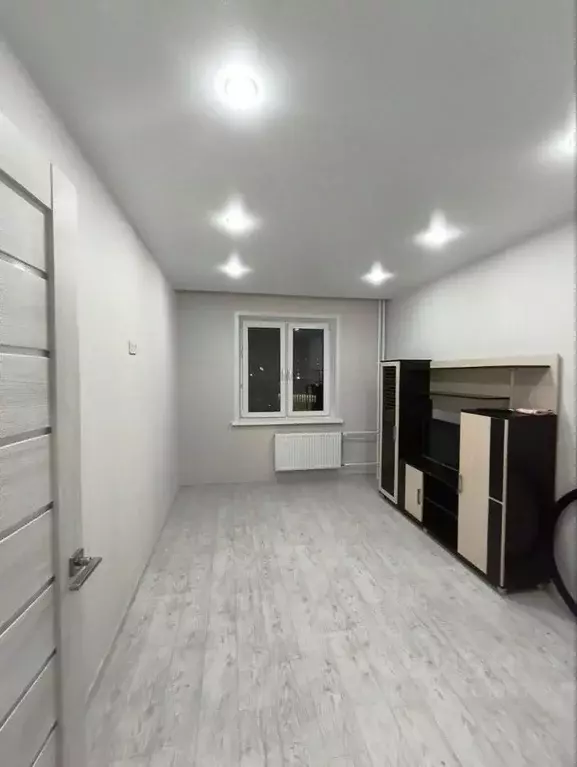 2-к кв. Курганская область, Курган Заозерный жилрайон, 12-й мкр, 22 ... - Фото 1