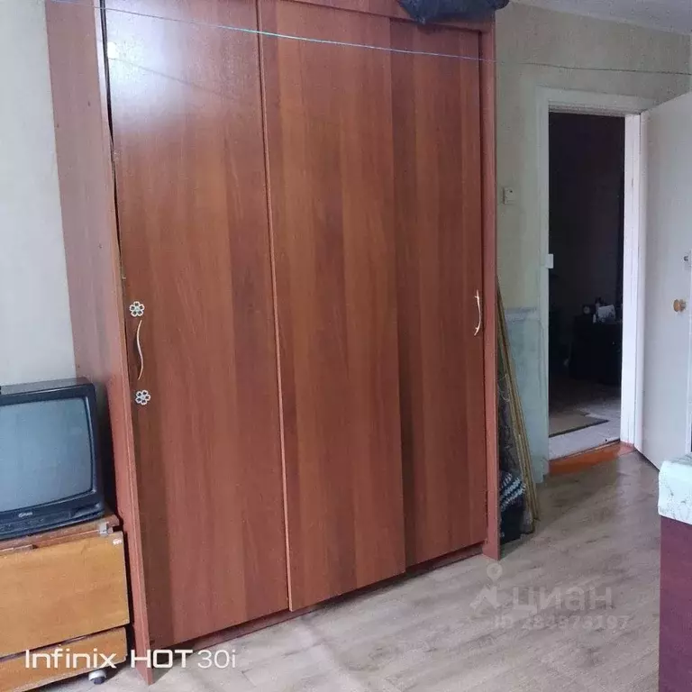 Комната Челябинская область, Челябинск ул. Молодогвардейцев, 44 - Фото 1