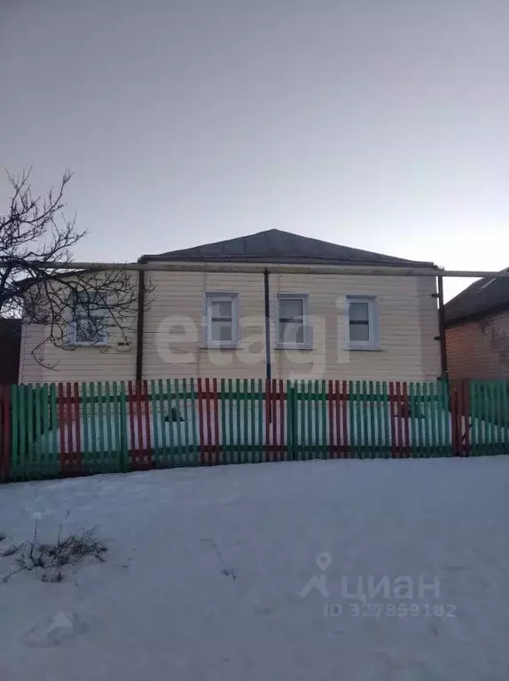 Дом в Белгородская область, Волоконовский район, с. Грушевка Луговая ... - Фото 1