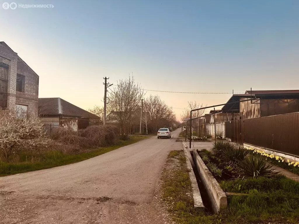 Участок в село Левокумка, Виноградная улица, 53 (6.2 м) - Фото 1