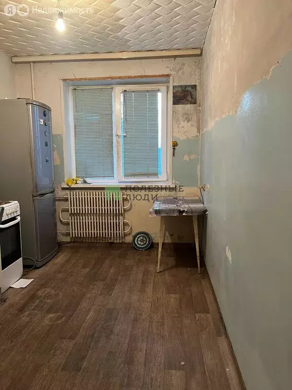 1-комнатная квартира: Сосновоборск, улица 9-й Пятилетки, 20 (36 м) - Фото 0
