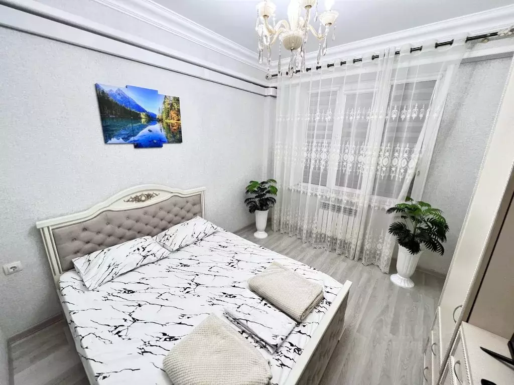 2-к кв. Дагестан, Махачкала ул. Хаджи Булача, 31 (65.0 м) - Фото 0