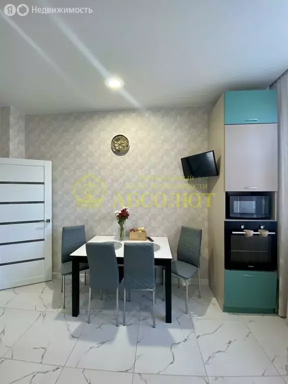 3-комнатная квартира: Ревда, Солнечный переулок, 5 (76.1 м) - Фото 1