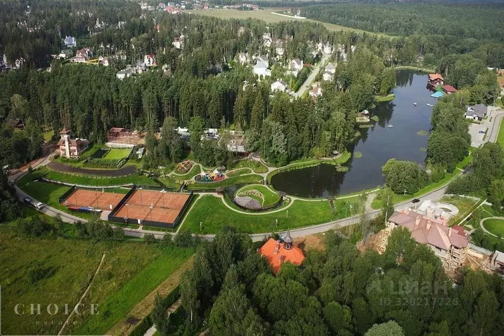 Участок в Московская область, Одинцовский городской округ, д. ... - Фото 1