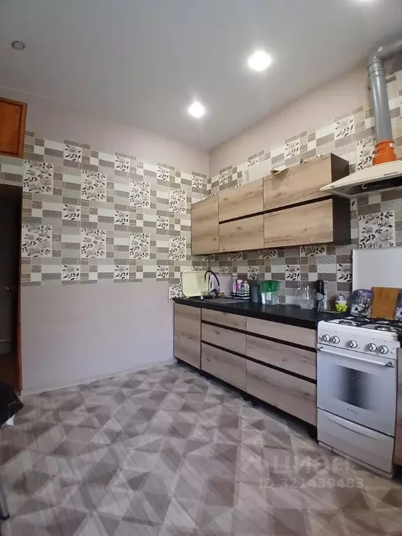 Дом в Саратовская область, Энгельс муниципальное образование, ... - Фото 2