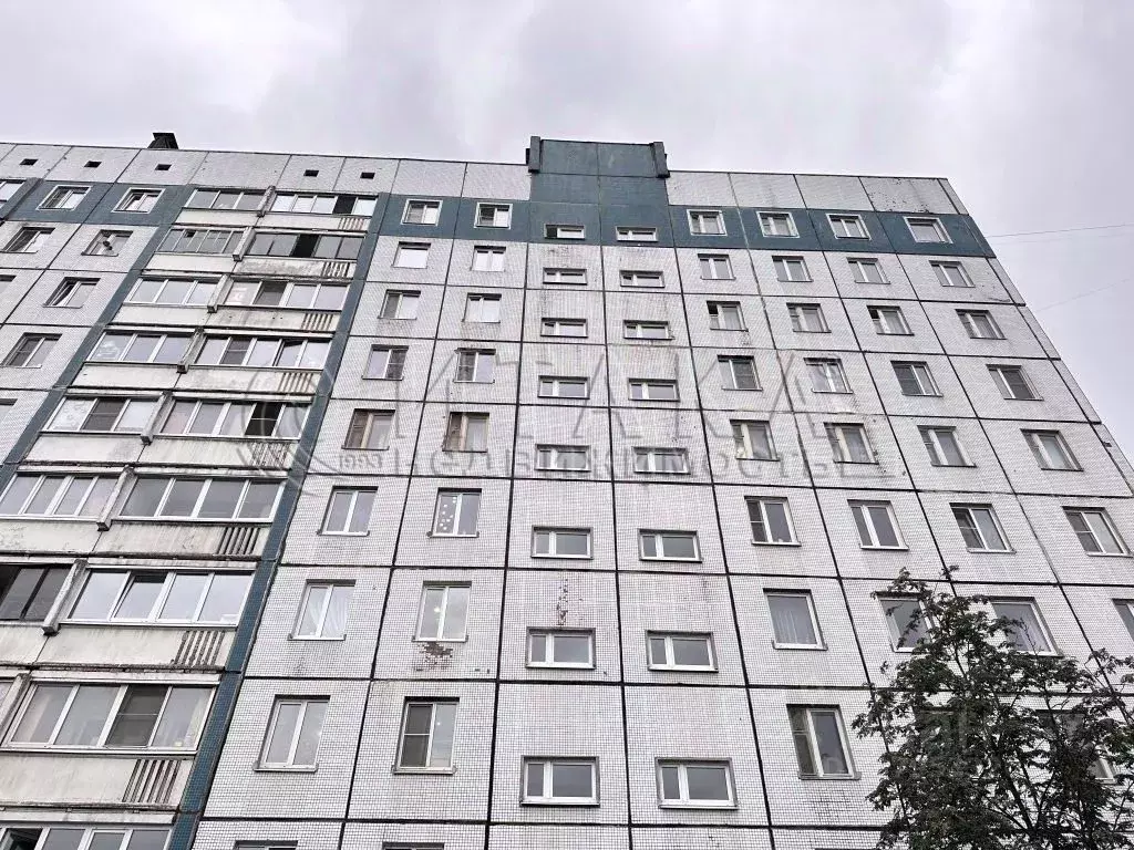 4-к кв. Санкт-Петербург ул. Шаврова, 27 (87.0 м) - Фото 0