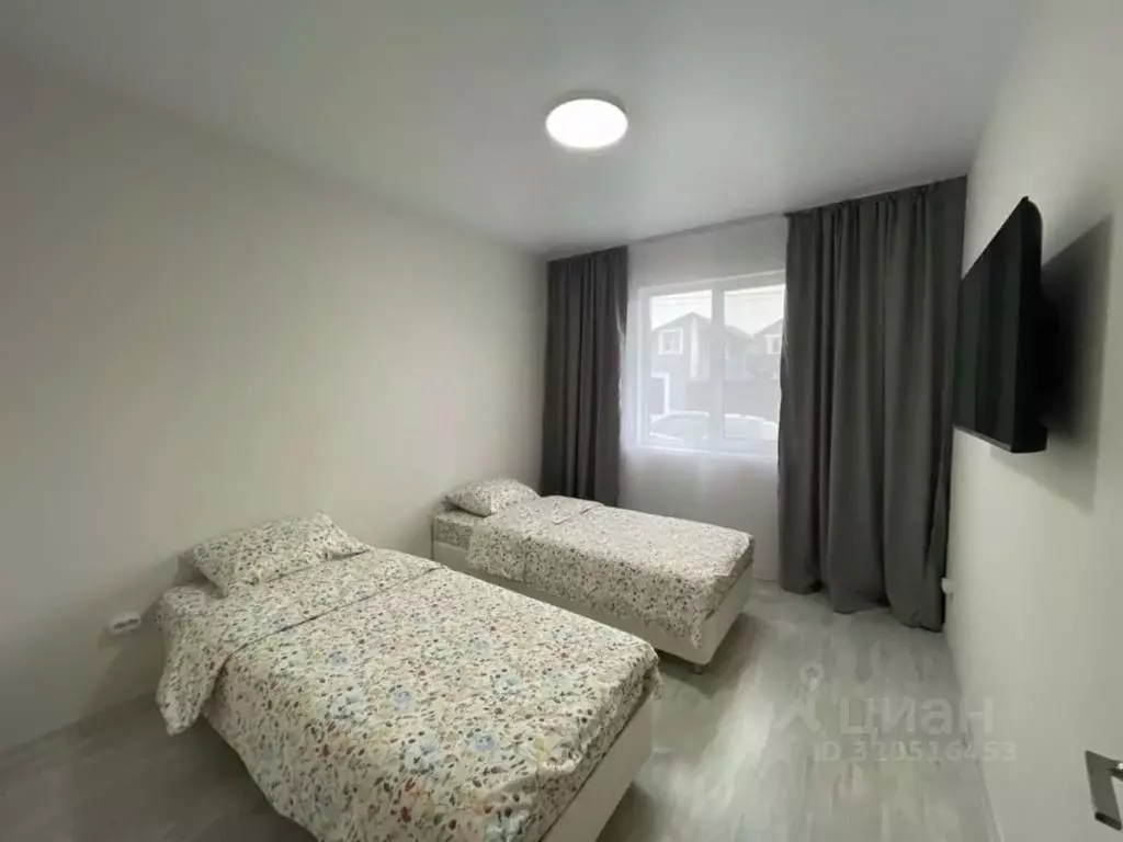 1-к кв. Ямало-Ненецкий АО, Салехард ул. Энтузиастов, 62 (44.0 м) - Фото 1