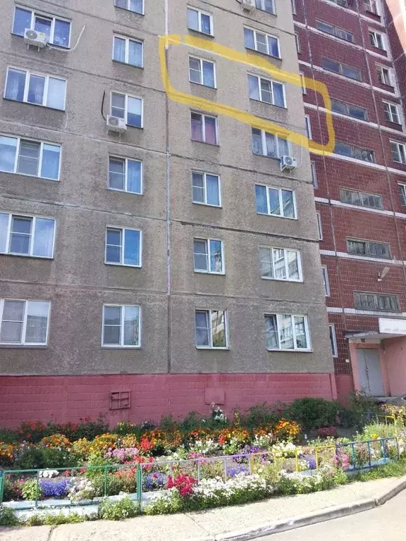 3-к кв. Челябинская область, Челябинск пер. Мамина, 3 (65.3 м) - Фото 1