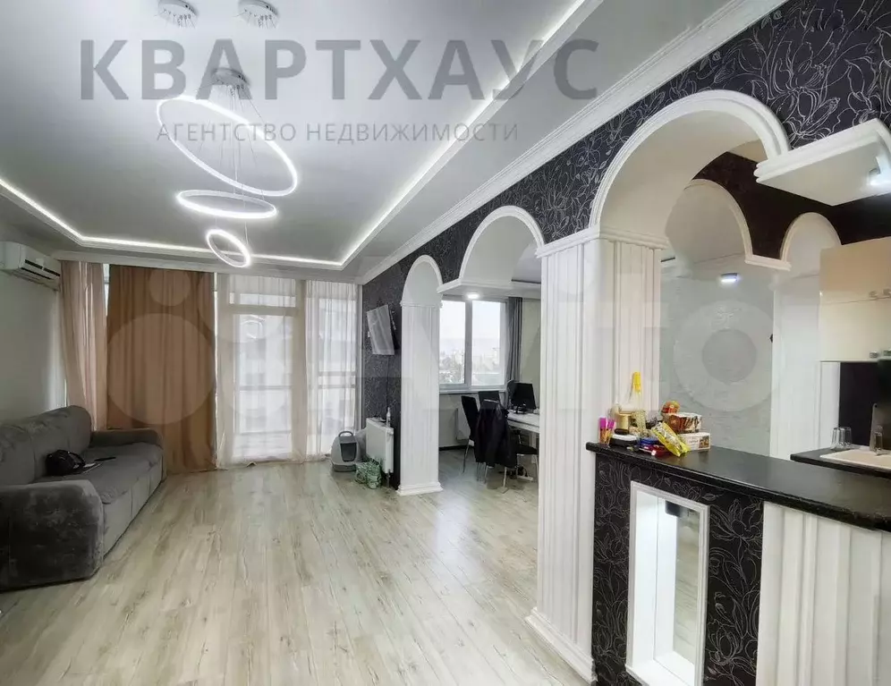 2-к. квартира, 70 м, 4/24 эт. - Фото 1