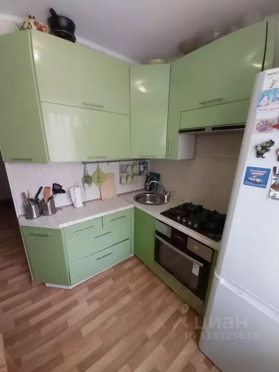 2-к кв. Омская область, Омск наб. Иртышская, 15А (44.6 м) - Фото 0