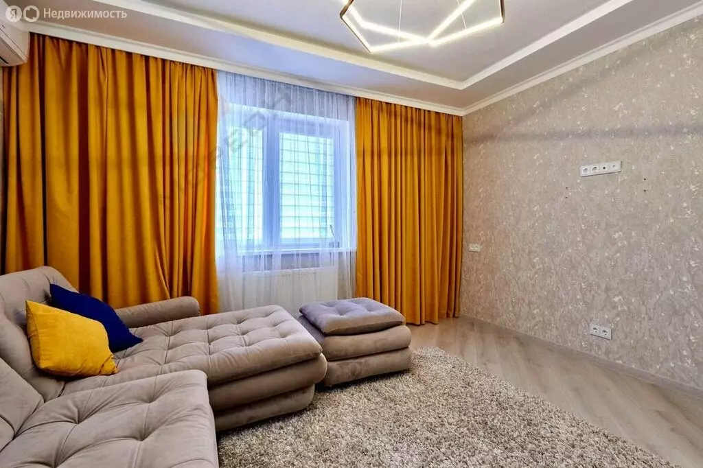2-комнатная квартира: Краснодар, проезд Репина, 3/1к2 (55.8 м) - Фото 1
