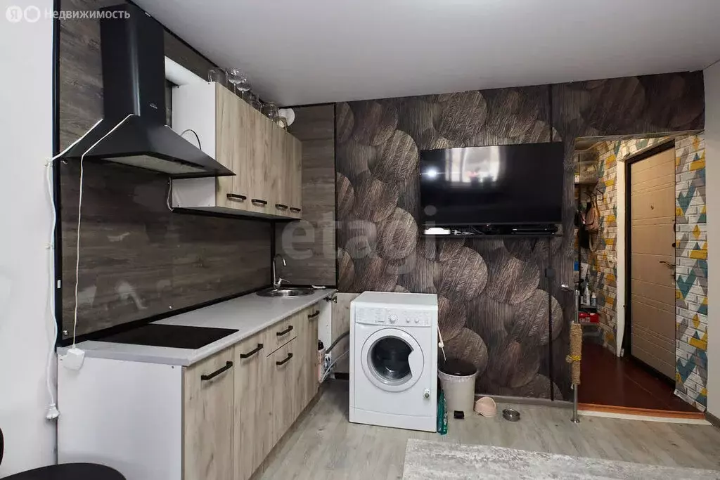 1-комнатная квартира: Тюмень, улица Республики, 229 (18.8 м) - Фото 1