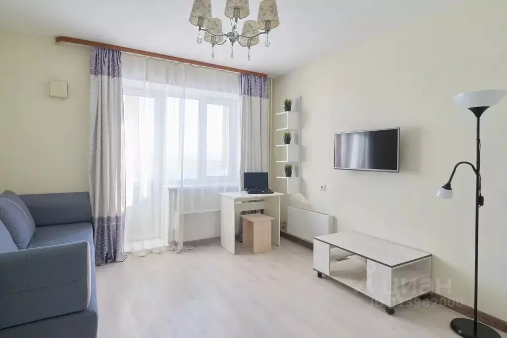 Студия Томская область, Томск Черемошники мкр, ул. Трудовая, 22/1 ... - Фото 1