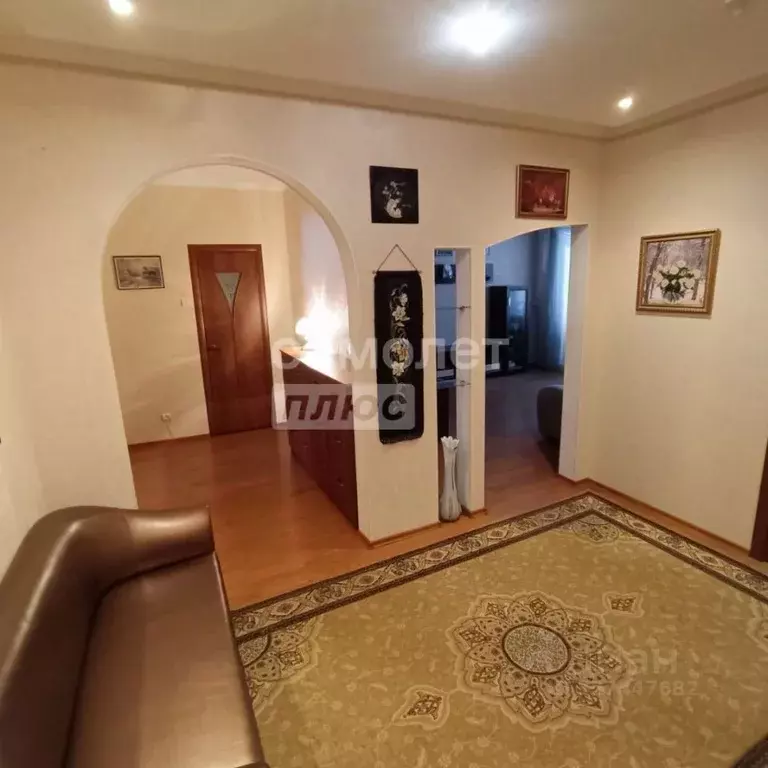 3-к кв. Самарская область, Тольятти ул. Фрунзе, 2Б (85.0 м) - Фото 1