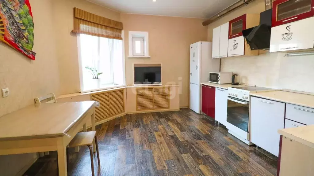 2-к кв. Амурская область, Благовещенск ул. Калинина, 142/4 (70.5 м) - Фото 1