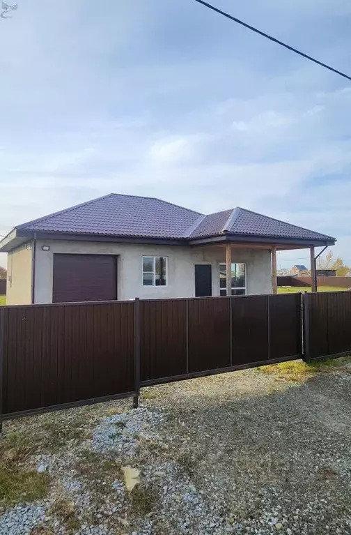 Дом в Еврейская автономная область, Смидовичский район, пос. ... - Фото 1