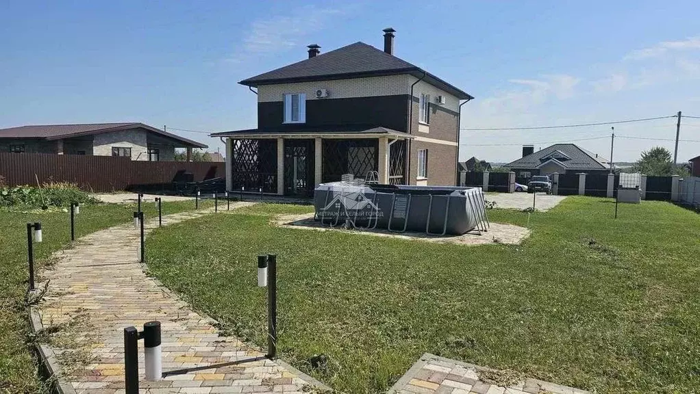 Дом в Белгородская область, Белгородский район, Никольское с/пос, с. ... - Фото 1