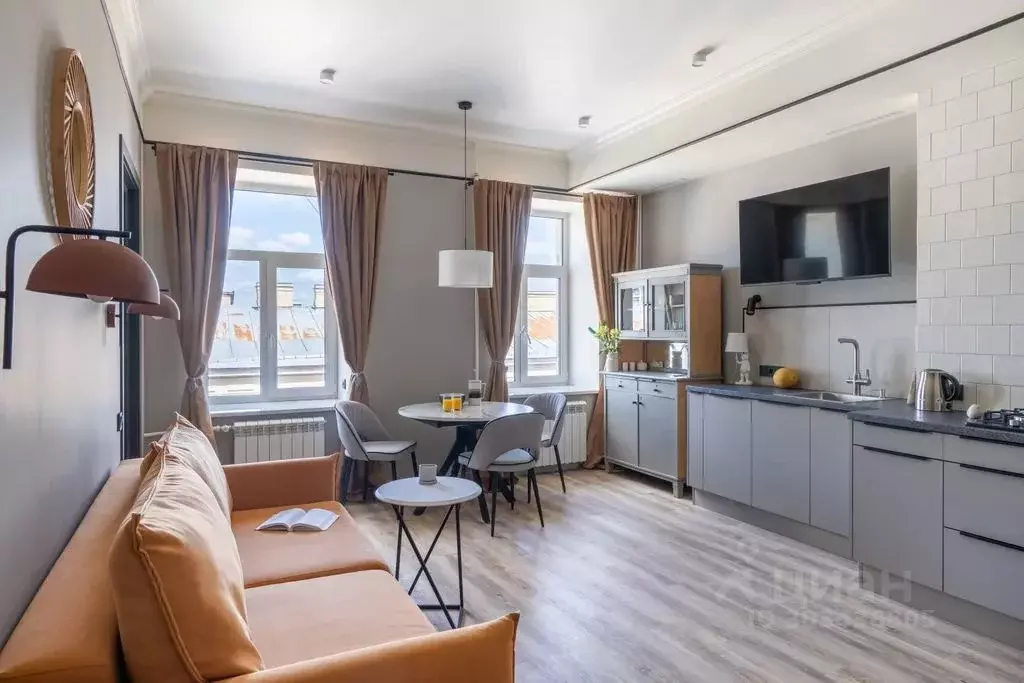 2-к кв. Санкт-Петербург пер. Апраксин, 9 (55.0 м) - Фото 1