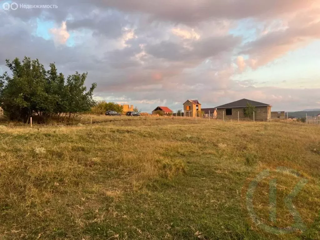 Участок в Трудовское сельское поселение, село Строгоновка, улица ... - Фото 0