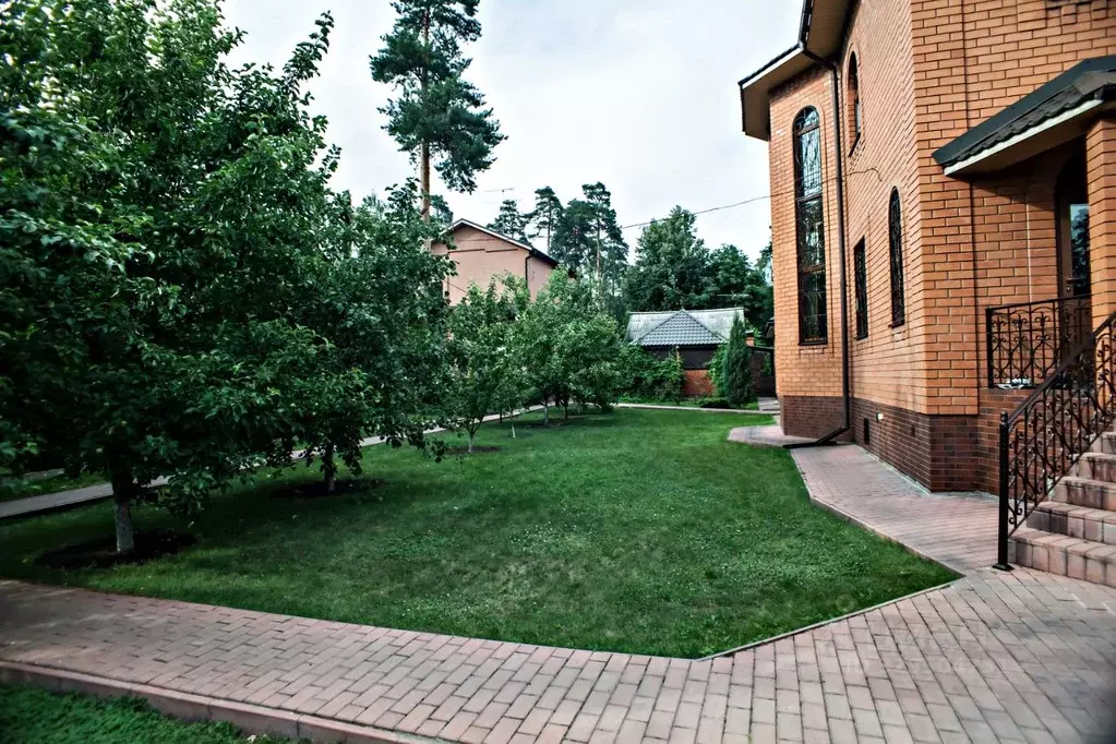 Дом в Московская область, Люберцы городской округ, Малаховка пгт ул. ... - Фото 1