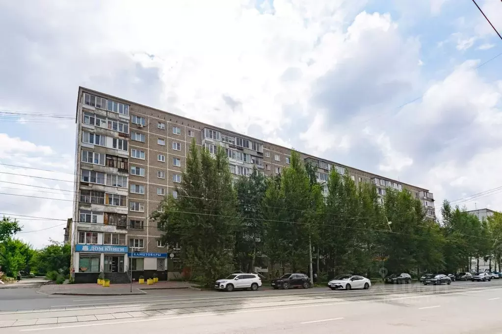 3-к кв. Свердловская область, Екатеринбург ул. Викулова, 33/1 (58.0 м) - Фото 0