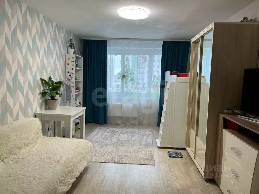 1-к кв. Тюменская область, Тюмень ул. Федюнинского, 58 (41.0 м) - Фото 1