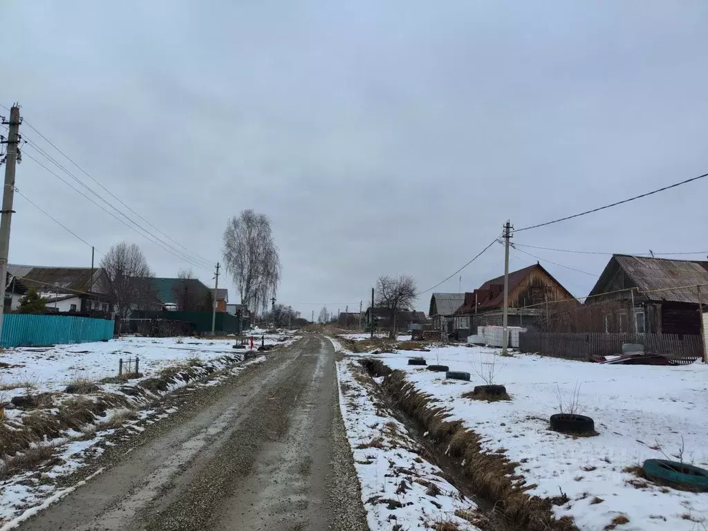 Участок в Свердловская область, Горноуральский муниципальный округ, с. ... - Фото 1